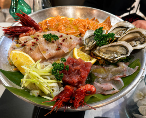 Piatto di pasta con astice della cucina di mare di Anima e Cozze
