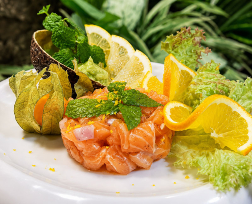 Piatto di pasta con astice della cucina di mare di Anima e Cozze